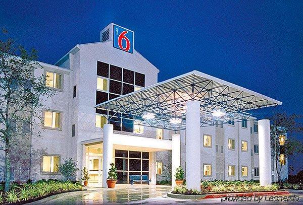 Отель Ramada By Wyndham Lithia Springs Atlanta Экстерьер фото
